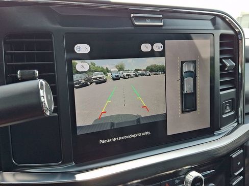 Used 2025 Ford F250 Lariat AWD/4WD image 18