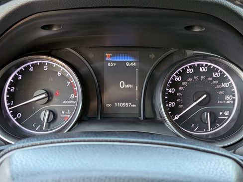 Used 2022 Toyota Camry SE FWD image 28