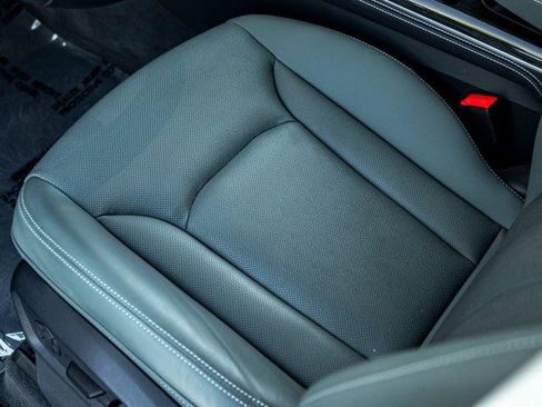 Certified 2025 Audi Q8 Premium Plus w/ Premium Plus Package image 14