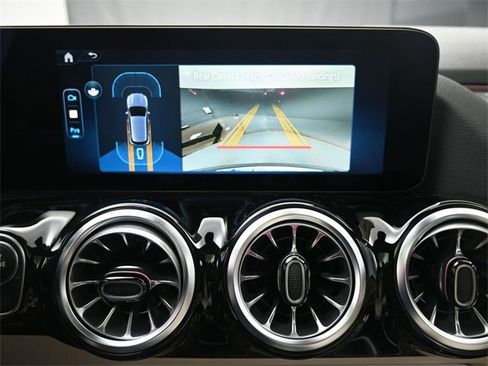 New 2026 Mercedes-Benz GLA 250 image 12