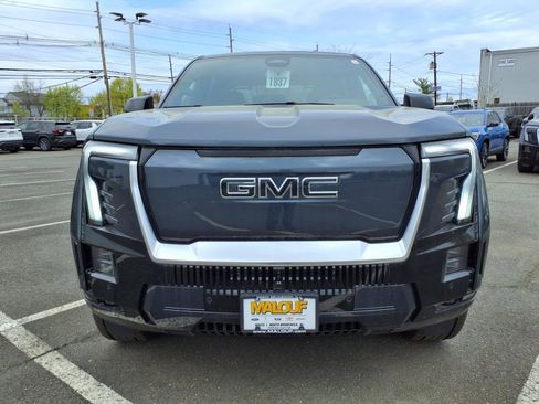 New 2025 GMC Sierra EV Denali image 2