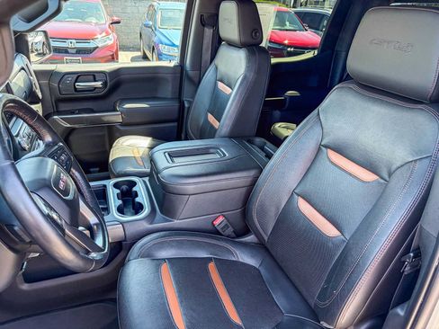 Used 2020 GMC Sierra 1500 AT4 w/ AT4 Premium Package AWD/4WD image 17