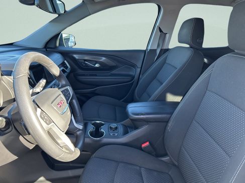 Used 2022 GMC Terrain SLE w/ Driver Convenience Package image 11