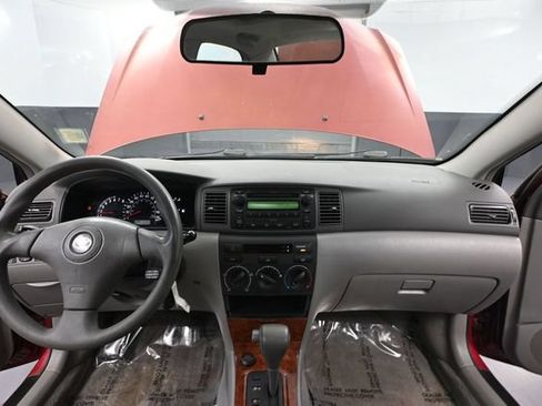 Used 2005 Toyota Corolla LE FWD image 23