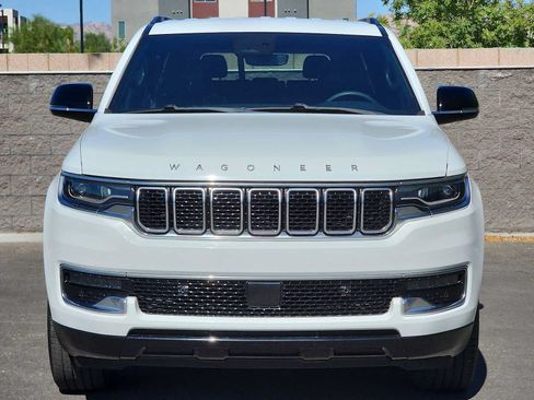 Used 2023 Jeep Wagoneer 4WD image 3