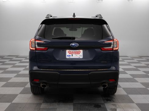 Used 2024 Subaru Ascent Onyx Edition image 8