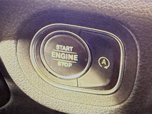 Used 2020 Mercedes-Benz GLE 350 4MATIC image 11