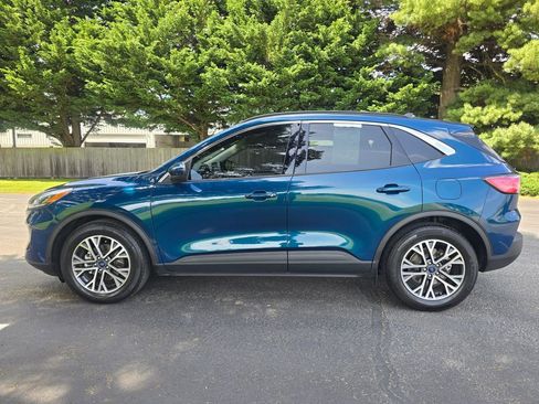 Used 2020 Ford Escape SEL FWD image 3