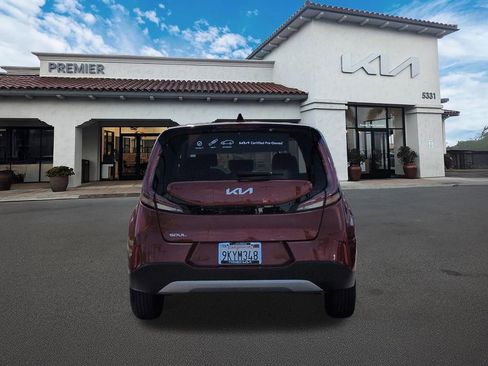 Certified 2024 Kia Soul LX FWD image 7