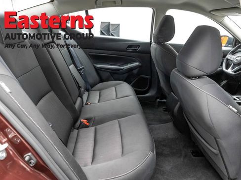 Used 2024 Nissan Altima 2.5 SV FWD image 23