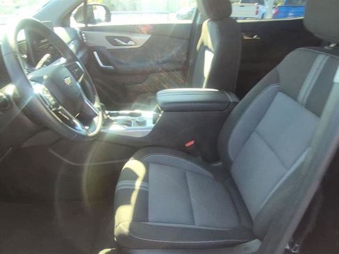 Certified 2025 Chevrolet Blazer LT AWD/4WD image 50