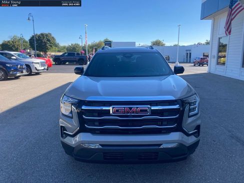Used 2025 GMC Terrain Elevation w/ Elevation Premium Package AWD/4WD image 2
