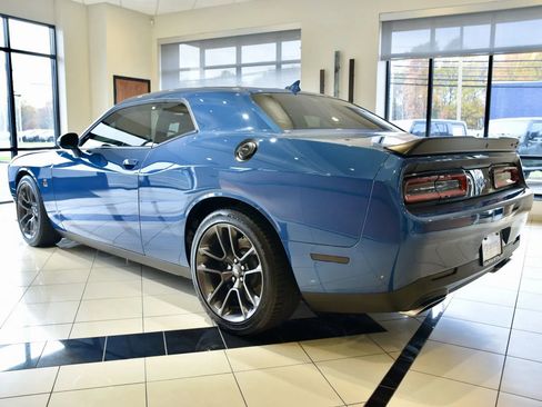 Used 2021 Dodge Challenger R/T Scat Pack image 4
