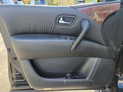 Used 2020 Nissan Armada SL w/ Premium Package image 22