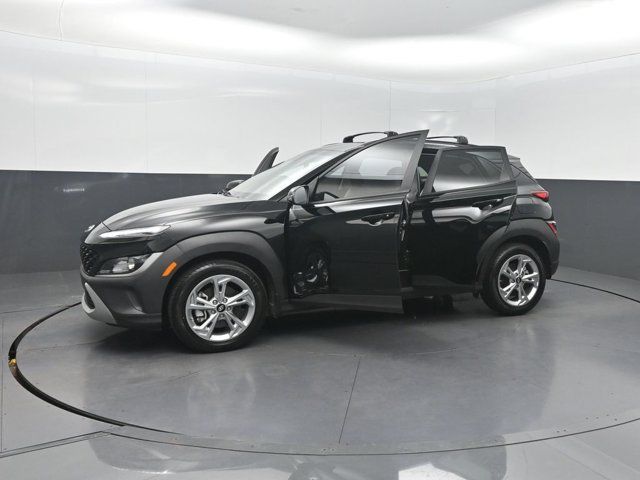 Used 2023 Hyundai Kona SEL AWD/4WD image 33