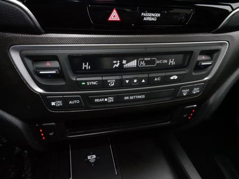 Used 2025 Honda Ridgeline TrailSport image 23