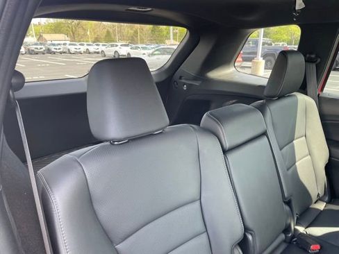 Used 2023 Honda Passport EX-L image 6