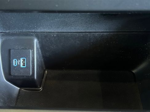 Used 2021 Ford F150 XL w/ STX Appearance Package image 6