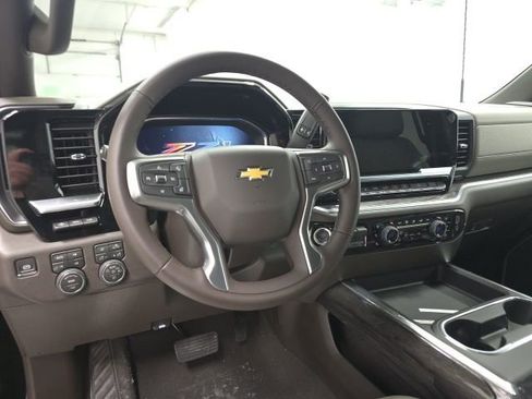 New 2026 Chevrolet Silverado 2500 LTZ w/ LTZ Premium Package image 11