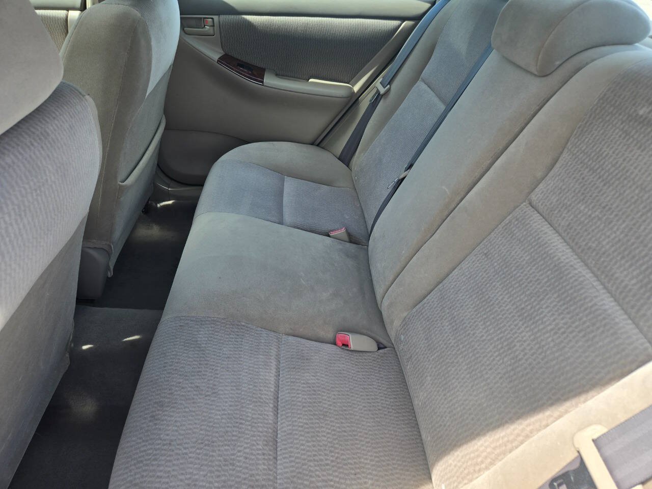 Used 2006 Toyota Corolla LE w/ Audio Value Pkg FWD image 21