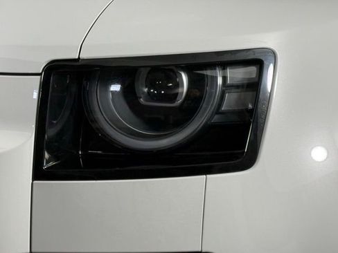 New 2026 Land Rover Defender 110 X-Dynamic SE AWD/4WD image 12