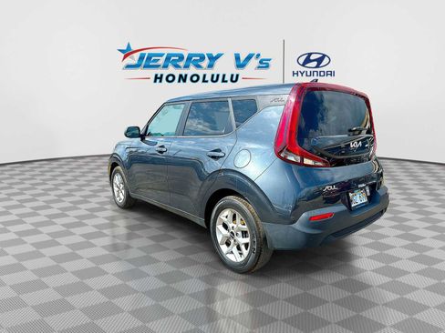 Used 2022 Kia Soul S image 6