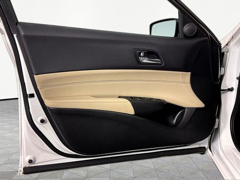 Certified 2017 Acura ILX FWD image 20