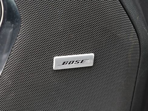 Used 2023 Chevrolet Suburban Premier image 14