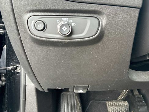 Certified 2023 Chevrolet Equinox LT image 17