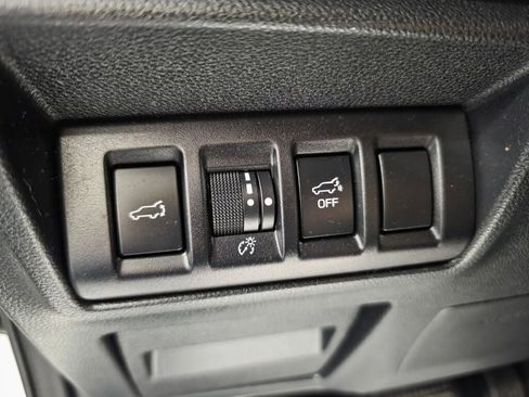 Used 2023 Subaru Outback Premium AWD/4WD image 16