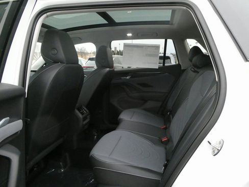 New 2026 Volkswagen Tiguan SE AWD/4WD image 28