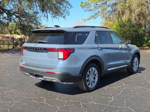 Certified 2025 Ford Explorer Active w/ Active Comfort Package image 7