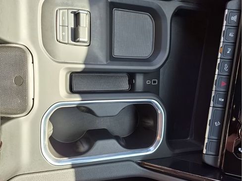 Certified 2025 GMC Sierra 2500 Denali Ultimate AWD/4WD image 48