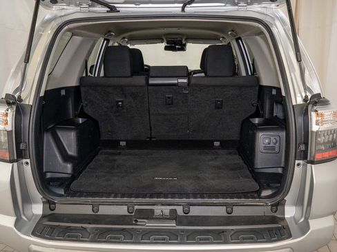 Used 2021 Toyota 4Runner TRD Off-Road image 6