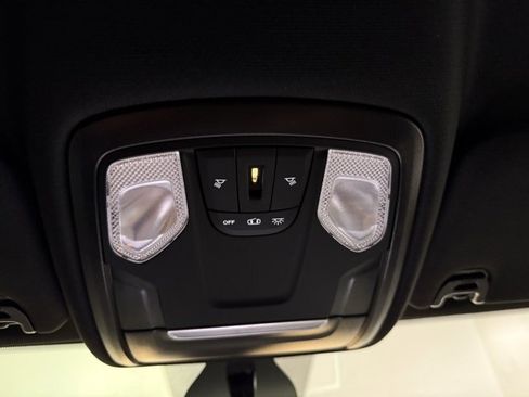 Used 2022 RAM 2500 Big Horn image 28