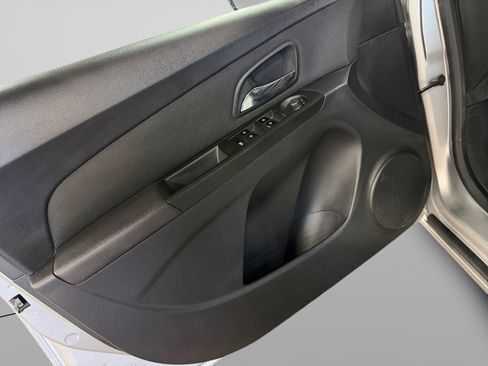 Used 2013 Chevrolet Cruze LTZ w/ Enhanced Safety Package FWD image 16