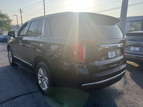 Used 2021 GMC Yukon SLT w/ SLT Luxury Plus Package RWD image 3