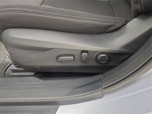 Used 2024 Subaru Outback Premium image 17