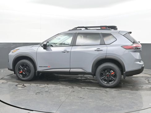 New 2026 Nissan Rogue SV image 5