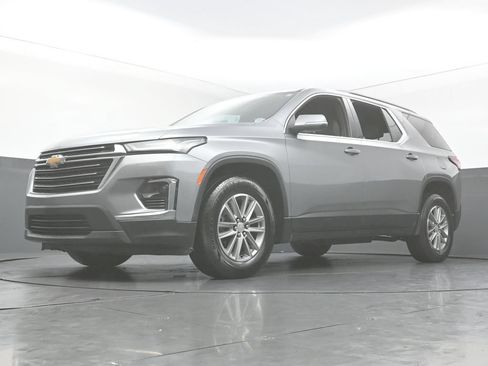 Used 2023 Chevrolet Traverse LT AWD/4WD image 50