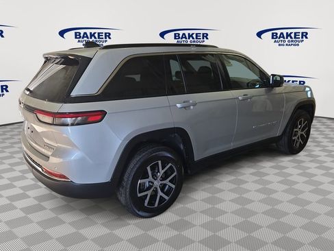 New 2025 Jeep Grand Cherokee Limited w/ Trailer Tow Package image 6