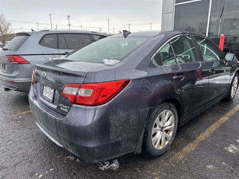 Used 2016 Subaru Legacy 2.5i Premium image 3