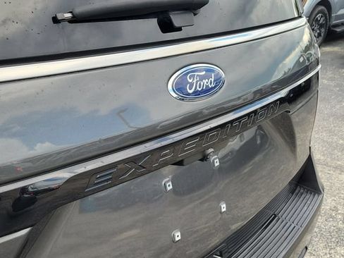 Used 2020 Ford Expedition Limited w/ Equipment Group 303A RWD image 5
