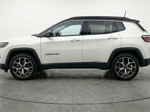 Used 2025 Jeep Compass Limited AWD/4WD image 5