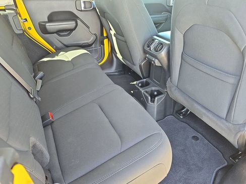 Used 2021 Jeep Wrangler Unlimited Sport AWD/4WD image 11