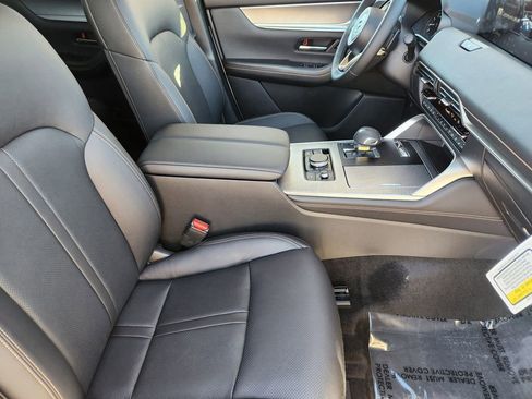 New 2026 MAZDA CX-90 3.3 Turbo w/ Preferred Package image 4