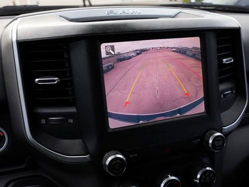 Used 2019 RAM 1500 Big Horn image 13