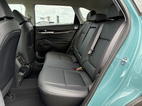 New 2026 Kia Seltos EX image 13