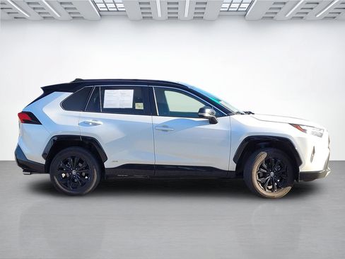 Used 2024 Toyota RAV4 XSE w/ Advanced Technology Package AWD/4WD image 11