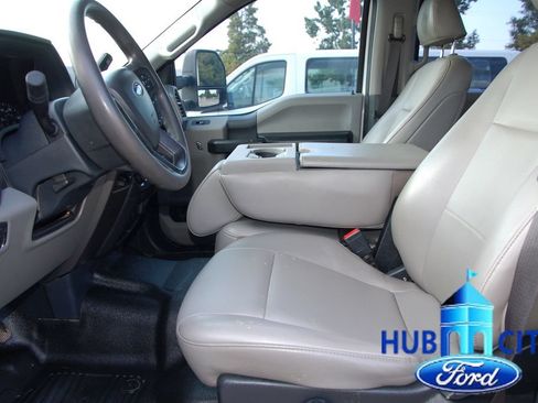 Used 2022 Ford F250 XL w/ Power Equipment Group AWD/4WD image 10